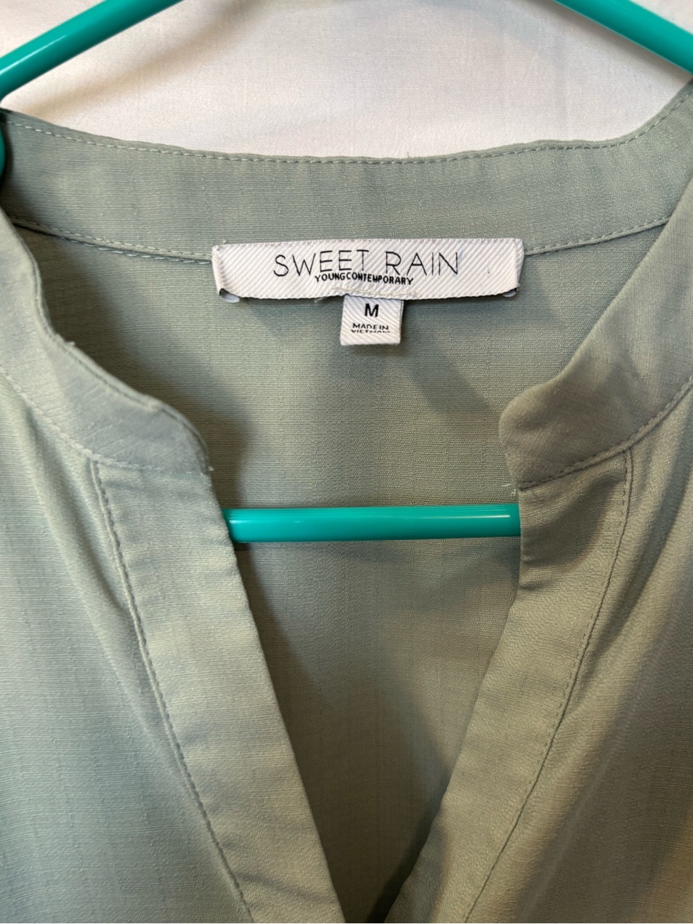Sweet Rain Sage V-Neck Tunic Top